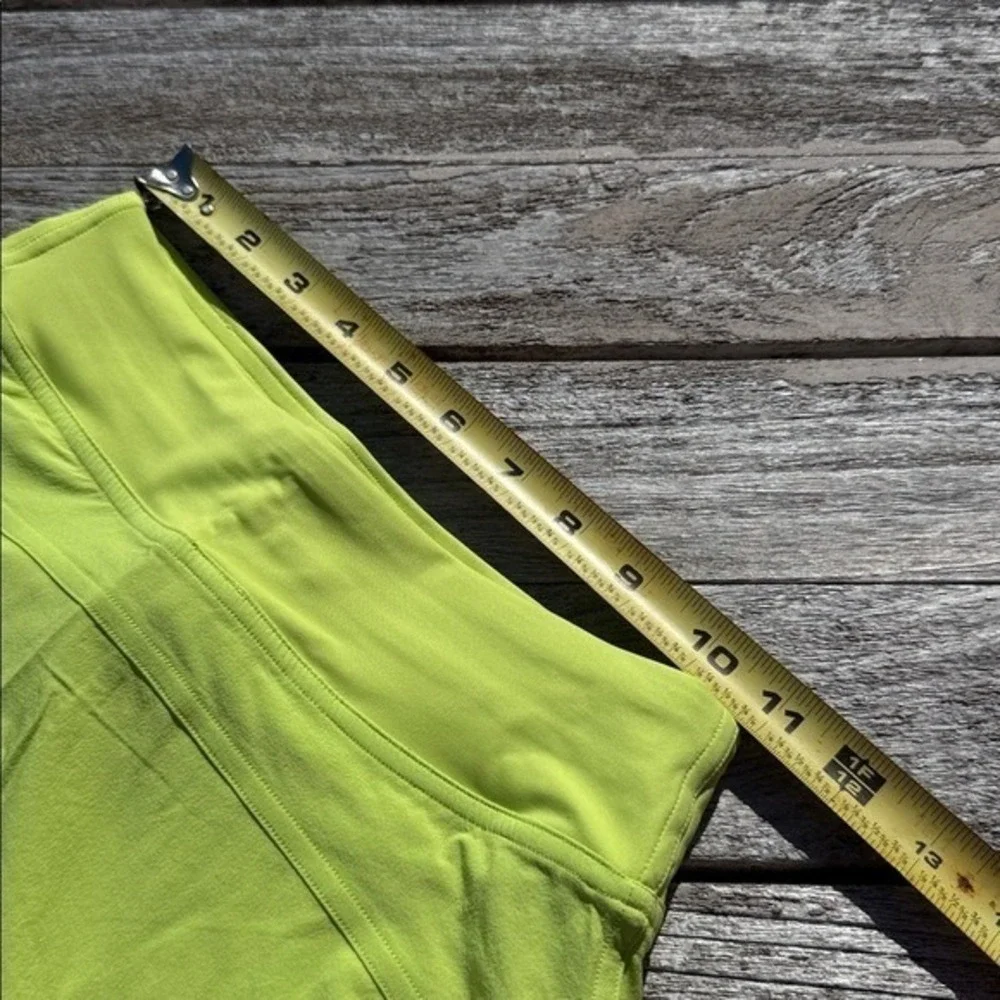 Lululemon Lightweight High-Rise Tennis Skirt Sour Grape green‎ size 2 NWT